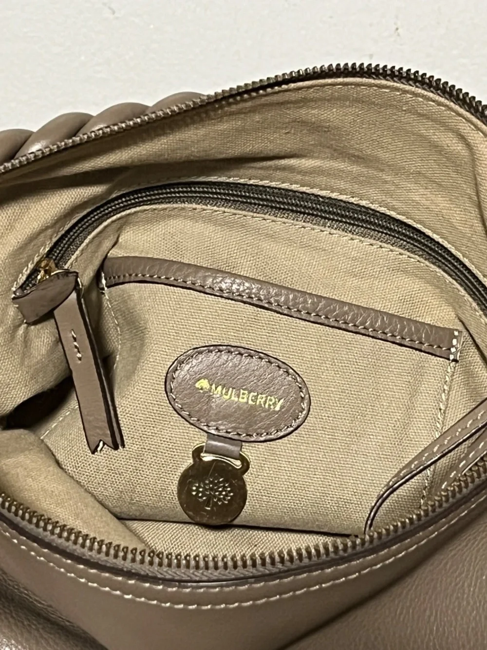 Mulberry Daria Hobo bag.  Sz. Medium